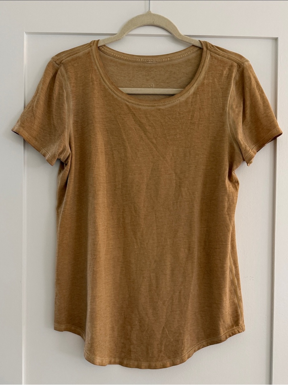 Lululemon Burnout Short Sleeve Tee in Mustard | Size 6/8 or Medium